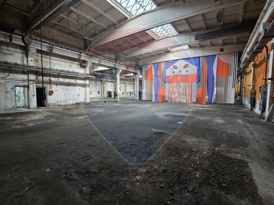 DE INCHIRIAT Spațiu industrial de 3,150 mp în zona Sud