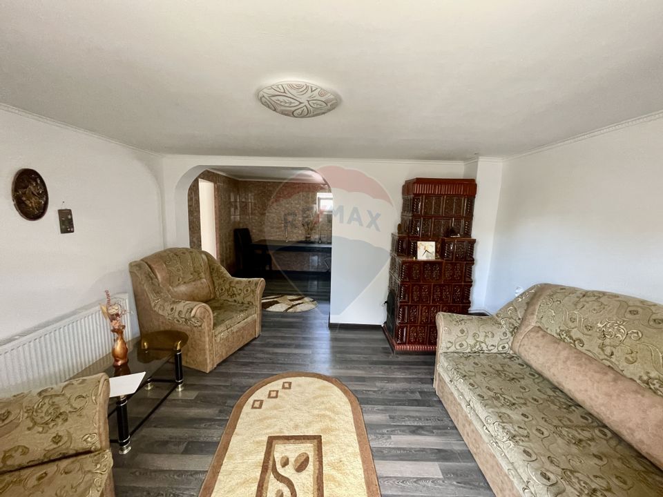 6 room House / Villa for sale