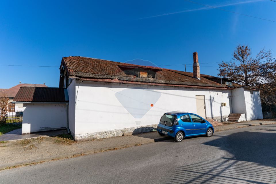 200sq.m Commercial Space for sale, Central area