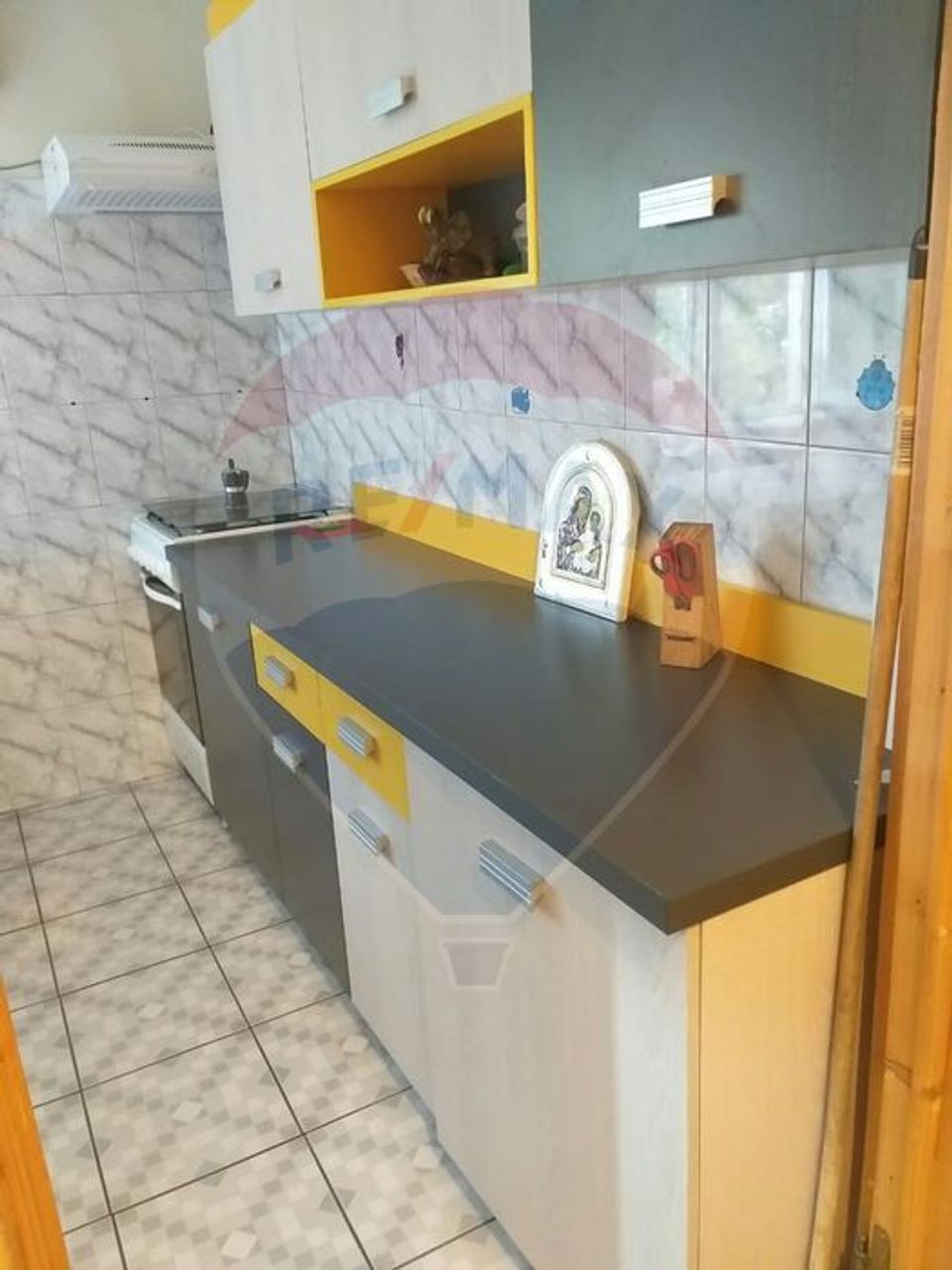 Apartament cu 2 camere de închiriat în zona Sud