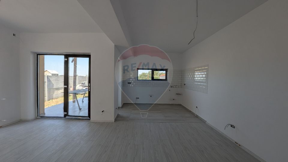 De Vanzare Duplex Comuna Berceni Str Lebedelor Asfaltată 0% Comision