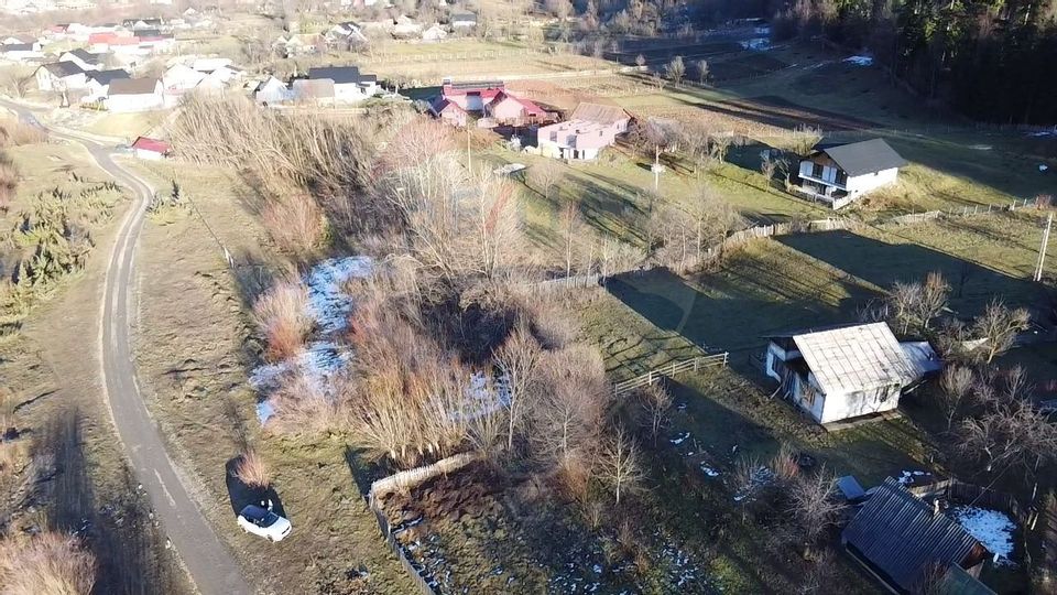 Teren de vânzare 2700 mp Poiana Mărului, comuna Mălini, jud Suceava