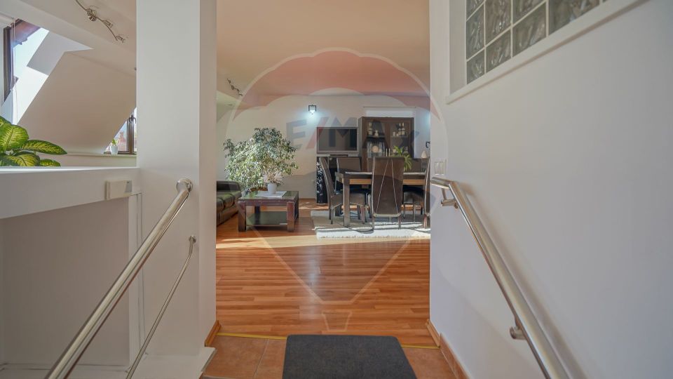 CASA CU SPATIU COMERCIAL SI PARCARE | PIATA UNIRII 12BIS BRASOV SCHEI