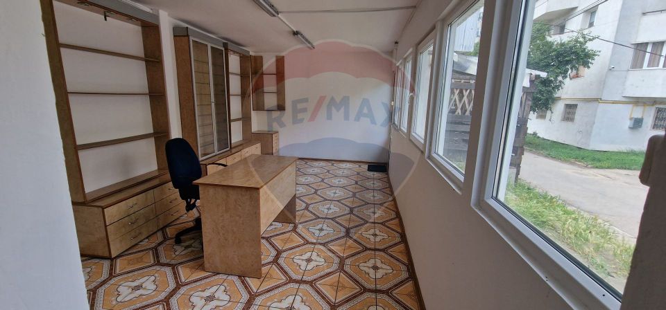 56sq.m Commercial Space for sale, Orizont area