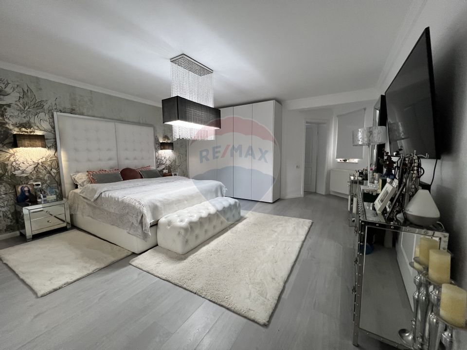 10 room House / Villa for rent, Faleza Nord area
