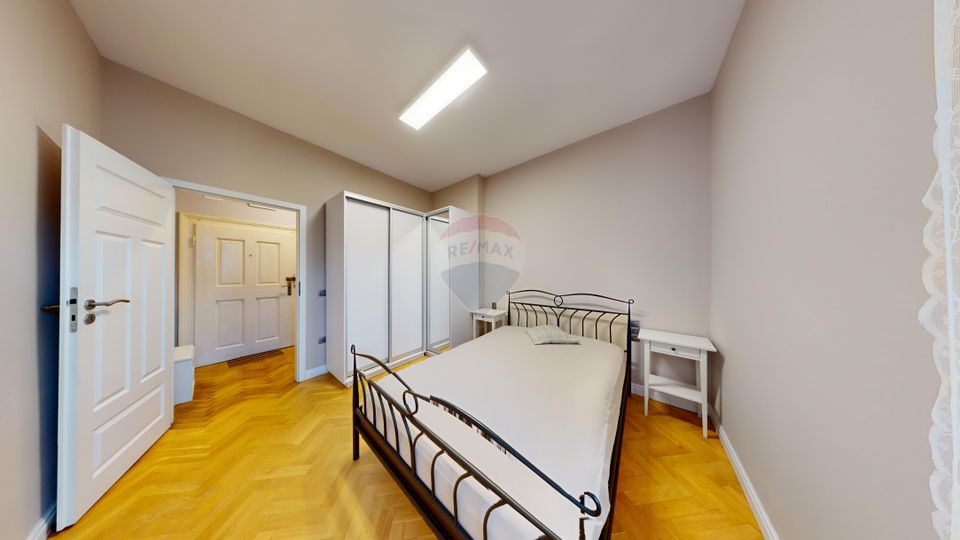 Apartament frumos renovat cu 2 camere de vânzare în zona Ultracentrala