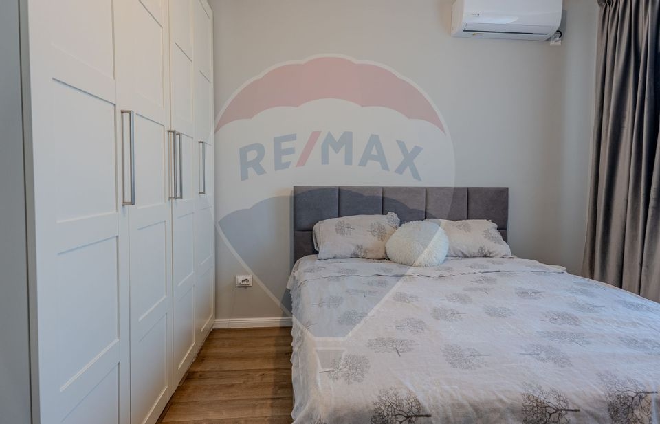 Casă individuală P+1+M mobilată, utilată - Dragomirești Deal