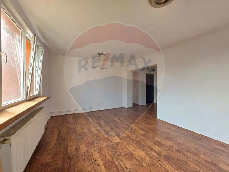 4 room Apartment for sale, Dambu Pietros area