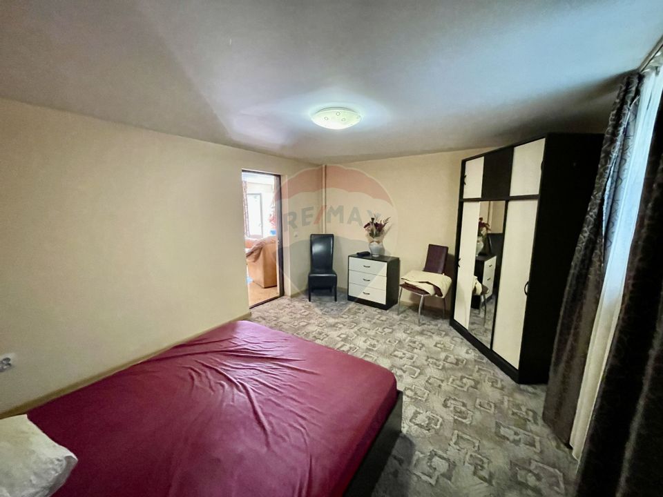 6 room House / Villa for sale