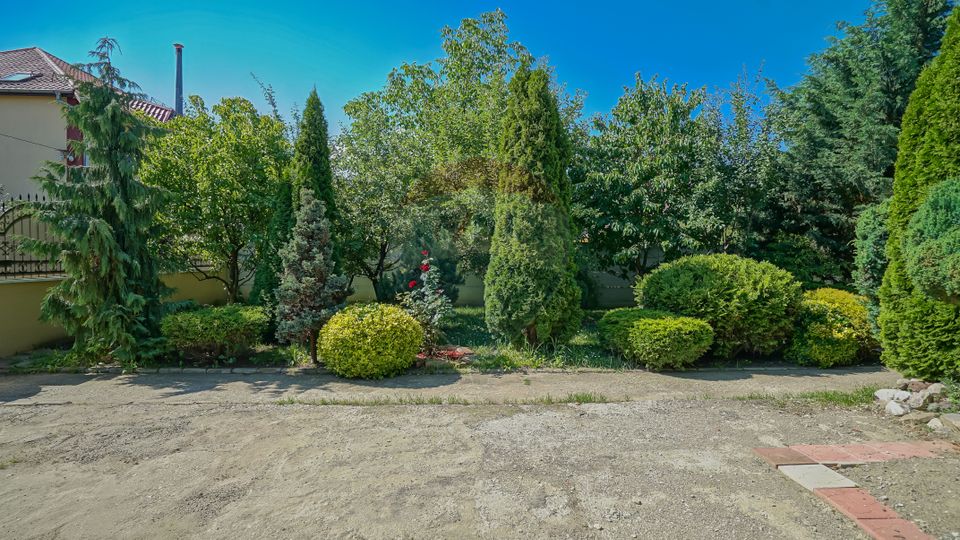 Casa/vila de vanzare, zona unica, Bronzului, cartier Tractorul, Brasov