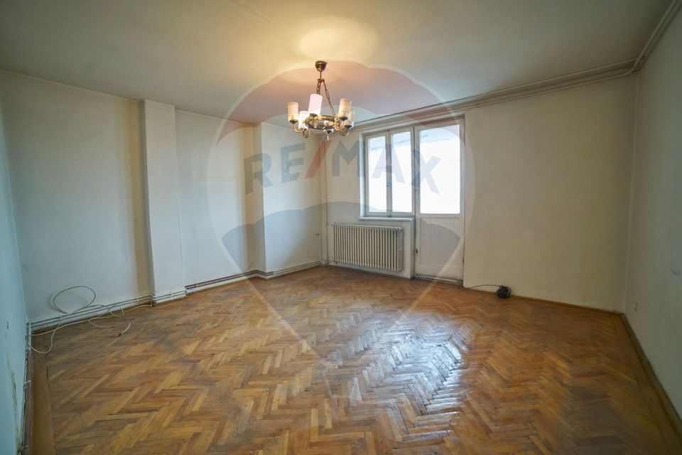 3 room Apartment for sale, Centrul Civic area
