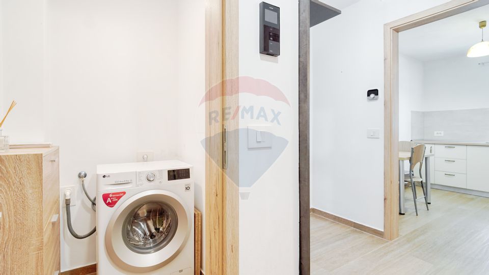 Apartament Cu 2 Camere, Boxa, Parcare, Coresi, Kasper