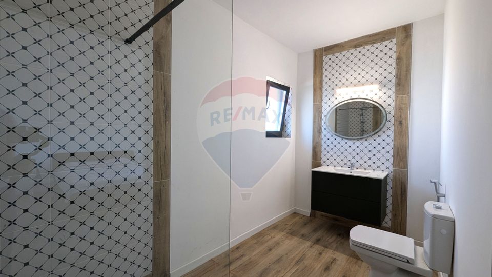 4 room House / Villa for sale