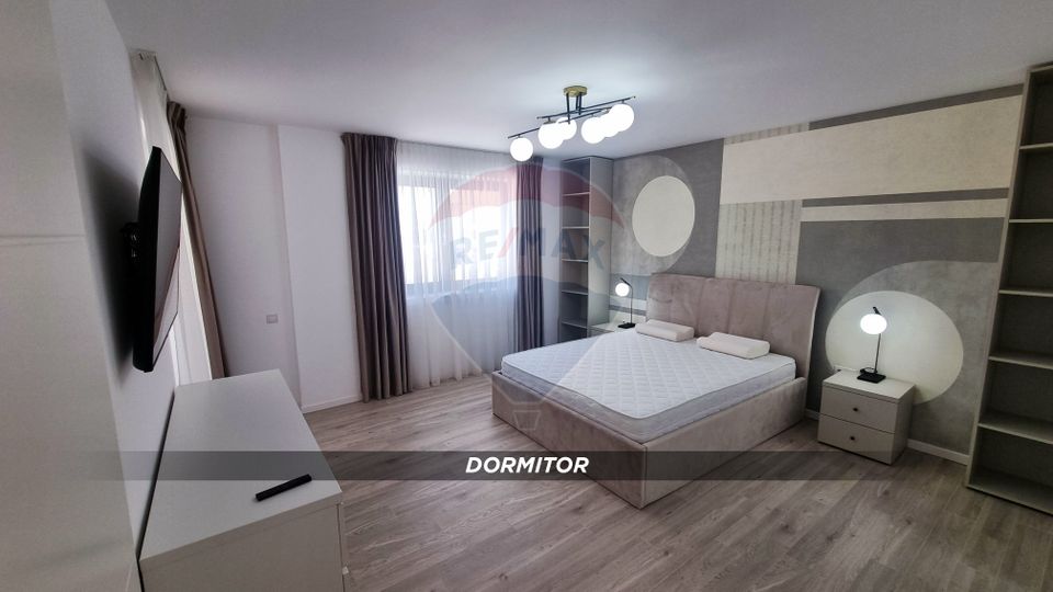 Apartament cu 3 camere tip PENTHOUSE de închiriat în zona PODUL VIILOR