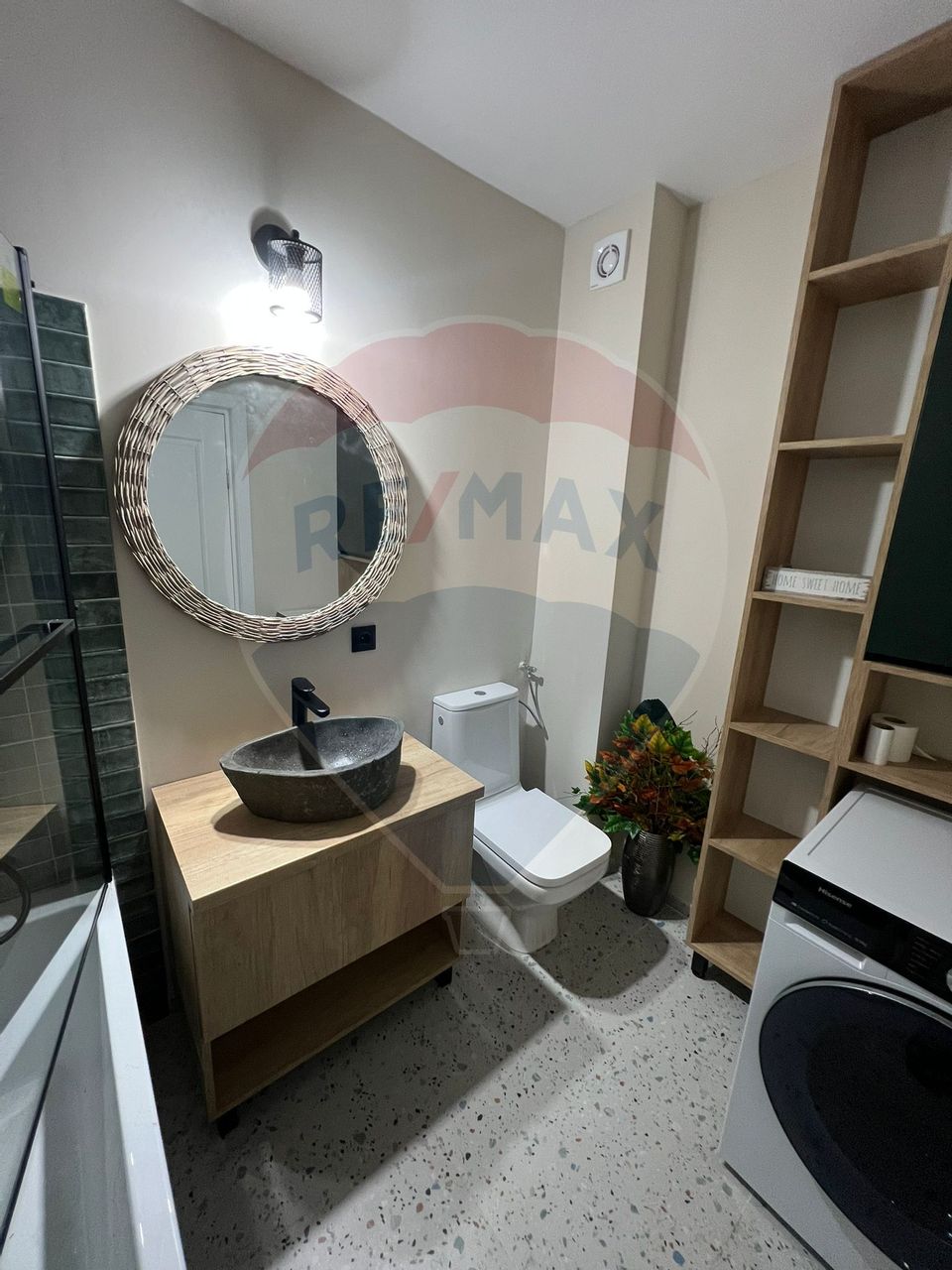 Apartament 3 camere de inchiriat