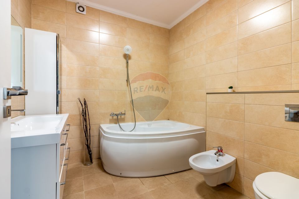 Apart. 5 rooms | ground floor | New Bucharest | 158 sqm | 2020 | yard