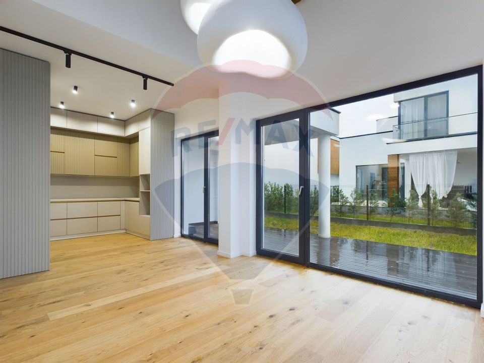 5 room House / Villa for sale