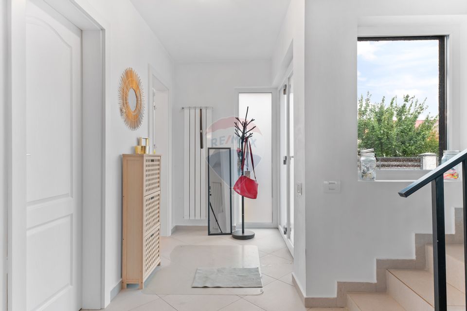 4 room House / Villa for sale