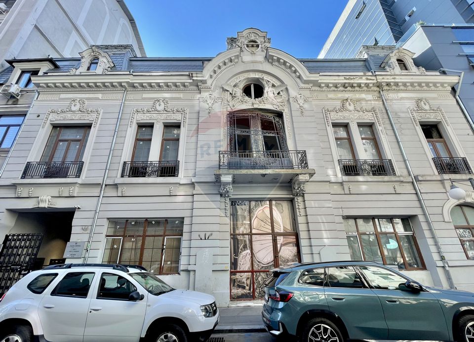 379sq.m Commercial Space for rent, Ultracentral area