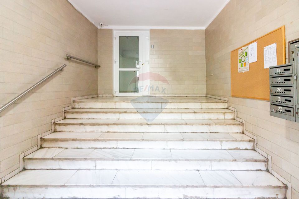 2 room apartment | Calea Călărașilor | 56 sqm | 1997 | 4/5 | Speaker