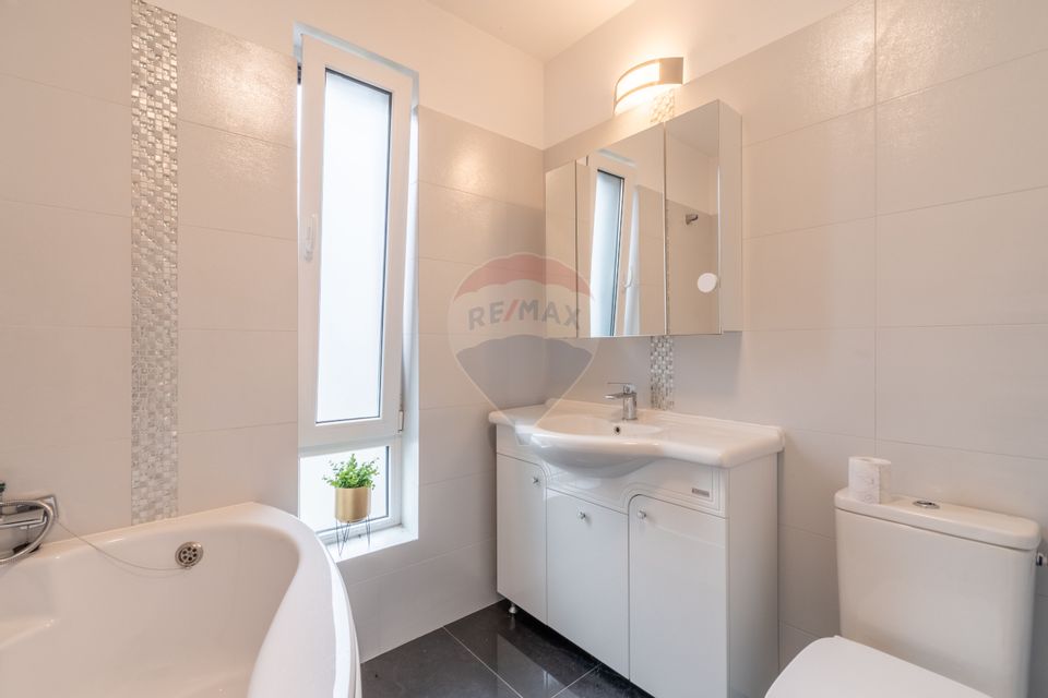 Penthouse de inchiriat cu terasa si jacuzzi | Donath Park