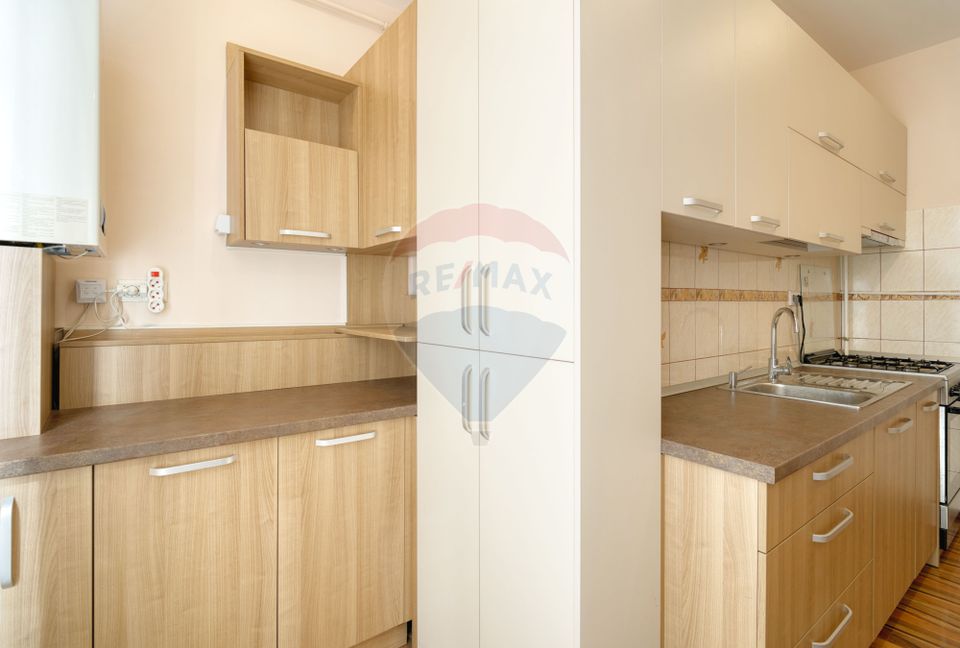 REZERVATApartament cu 3 camere de închiriat zona centrala Maior Cranta