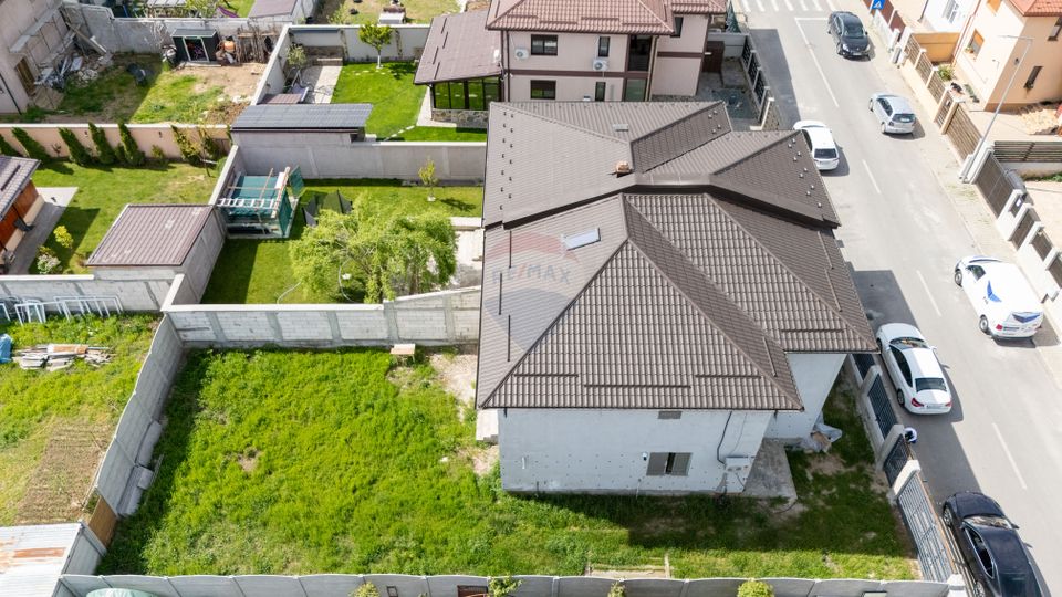 Duplex house for sale Chitila 5 rooms / land 348 sqm