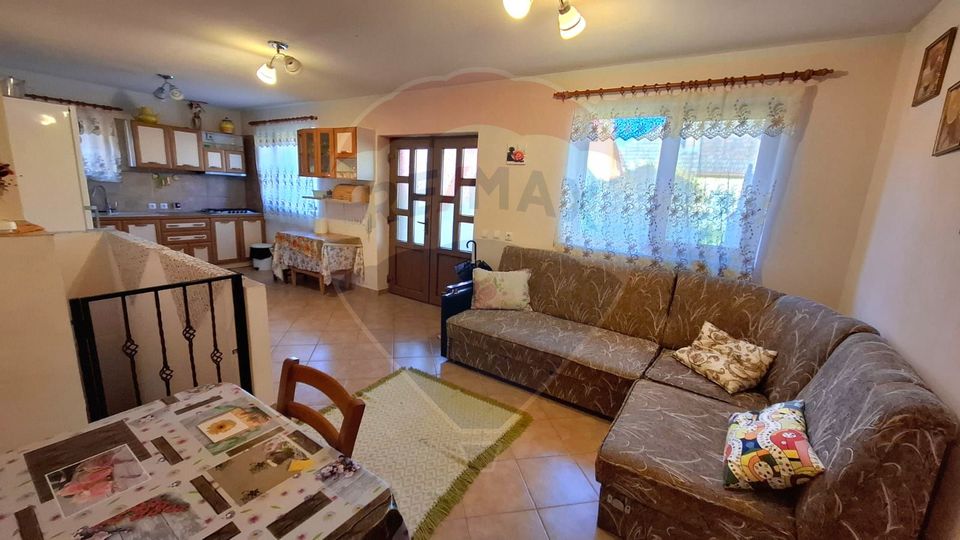 5 room House / Villa for sale