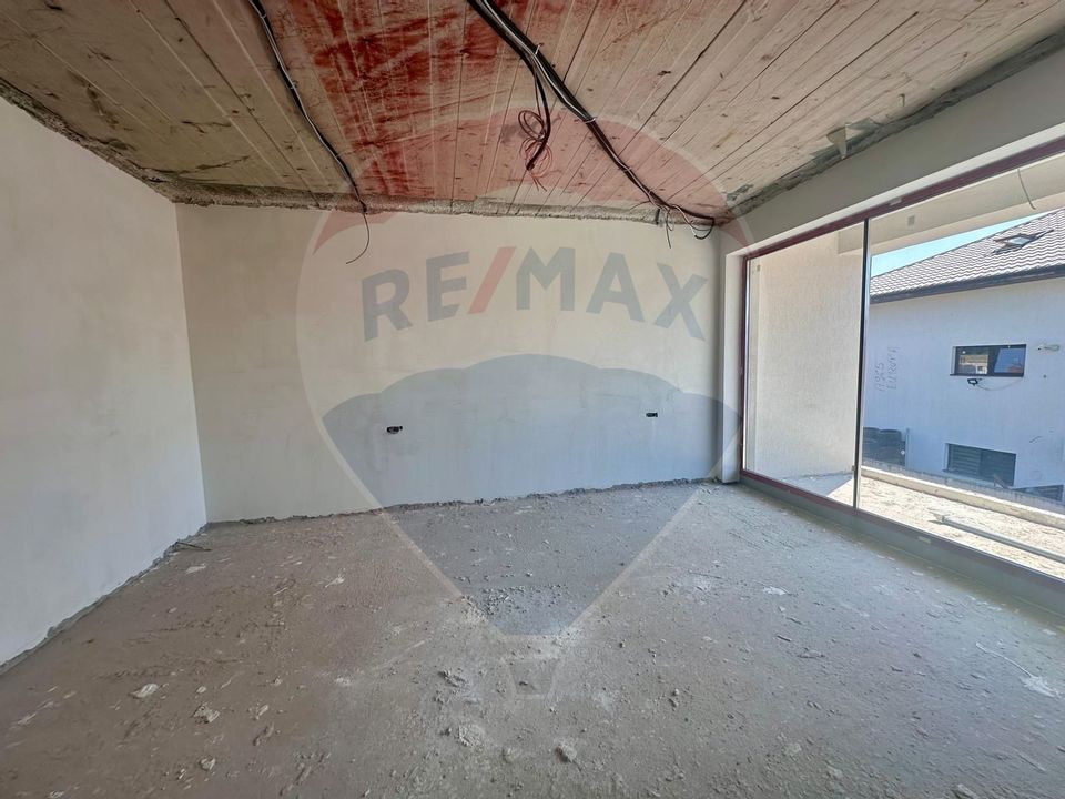 Casă / Vilă  SMART in  Voluntari/ Matei Millo/Pompa de Caldura