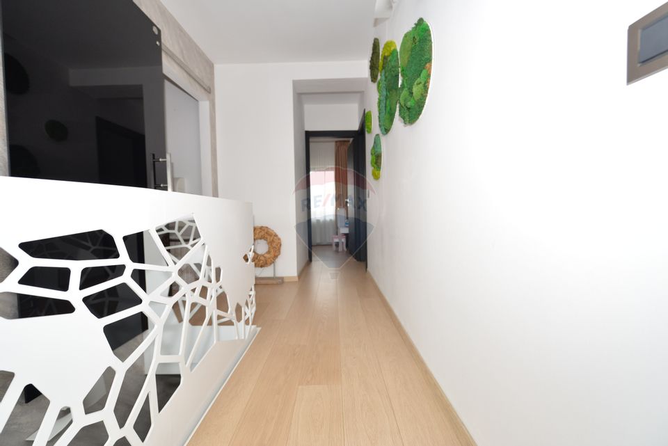 Casa Vila cu 4 camere de vanzare in  Cernica langa padure