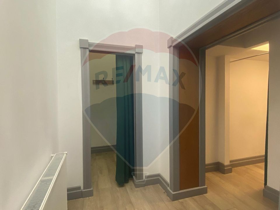 500sq.m Commercial Space for rent, Magheru area