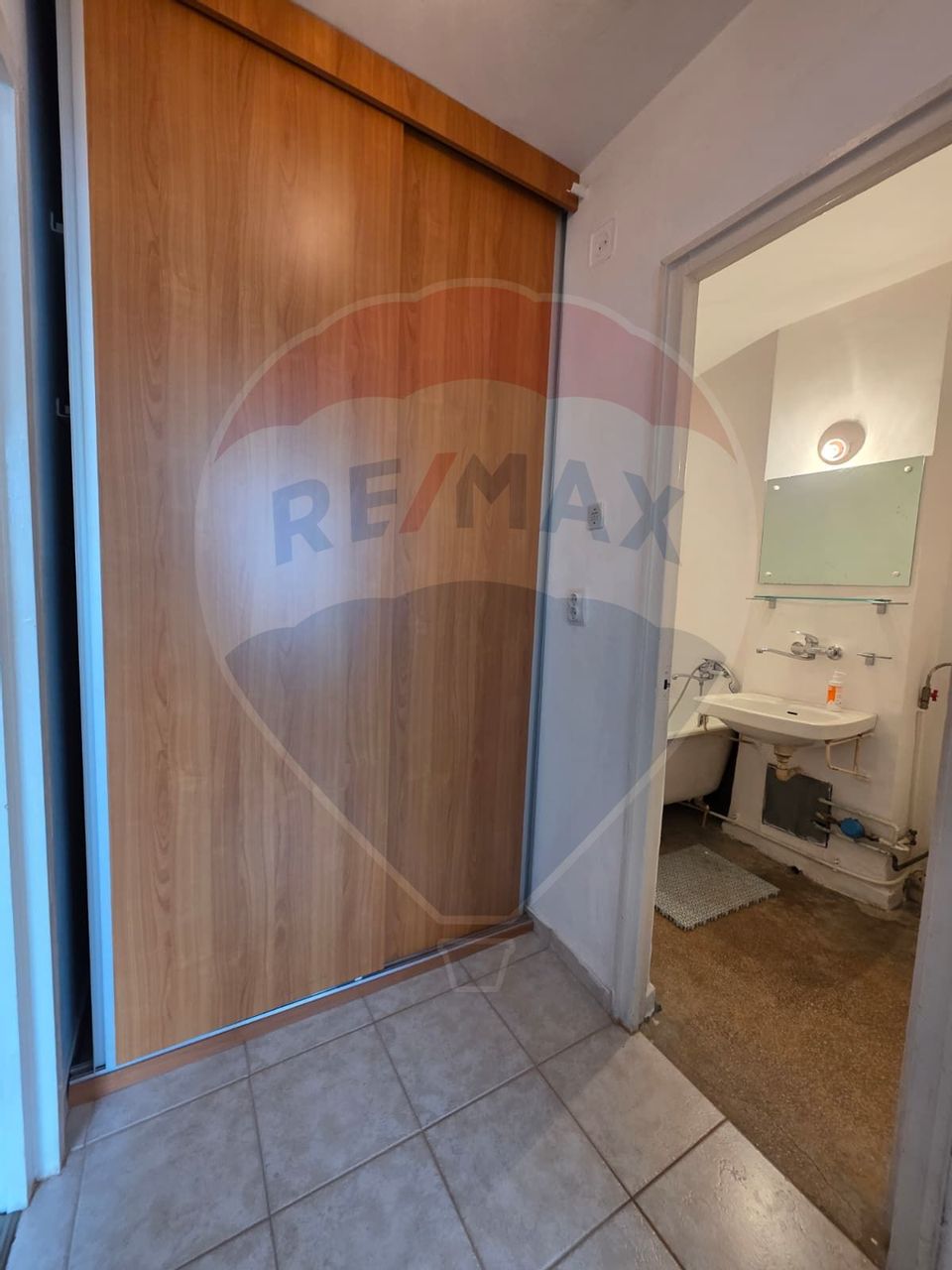 Apartament de vanzare - str. Govora, Medias