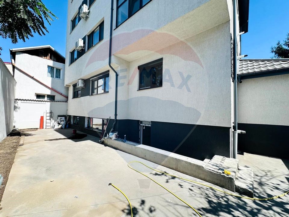 Apartament cu Curte Proprie de 80mp in Bloc Nou - Sector 1