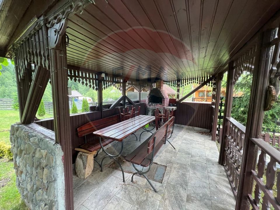 Casă / Vilă Gresu