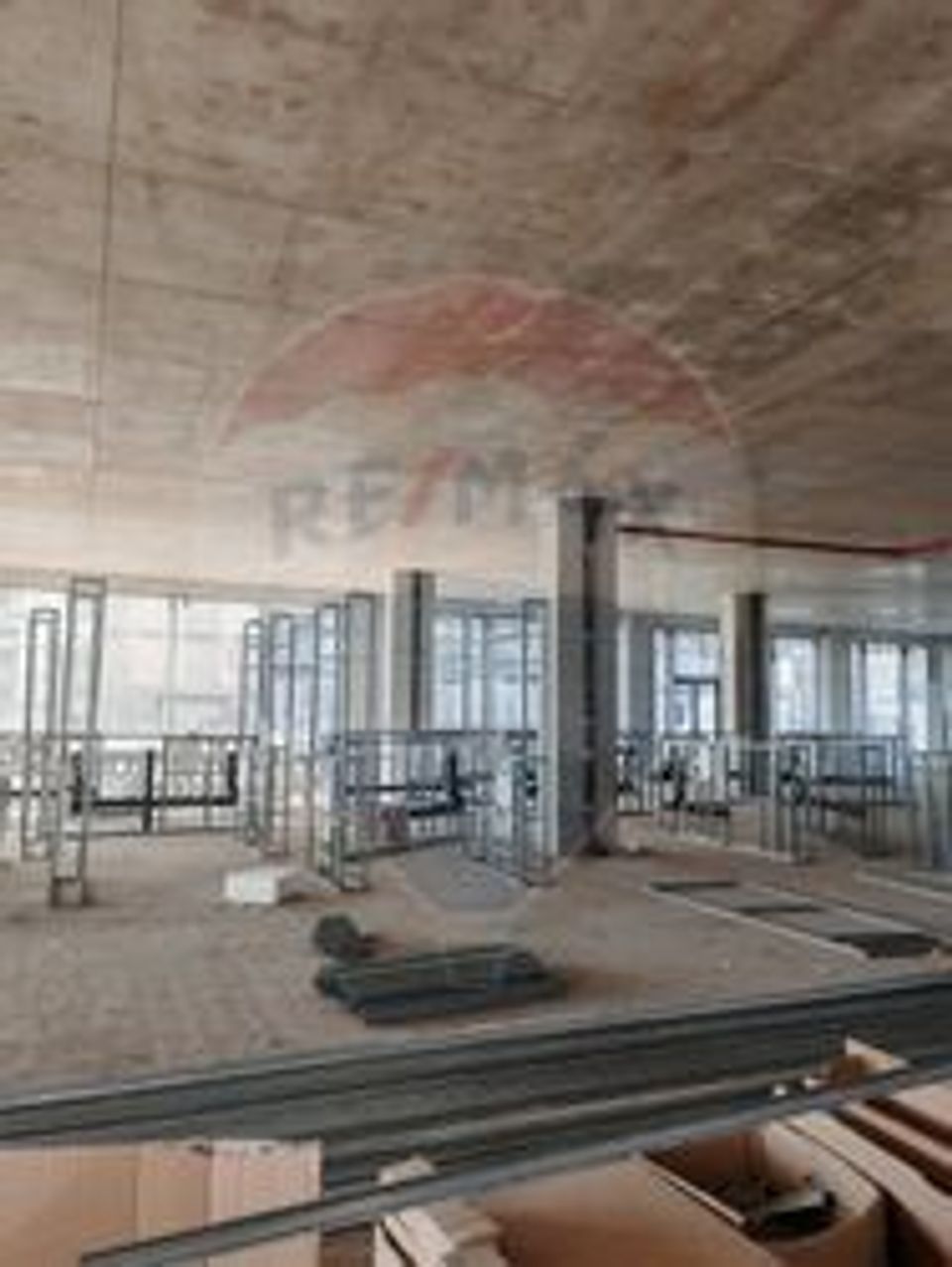 650sq.m Commercial Space for rent, Gara area