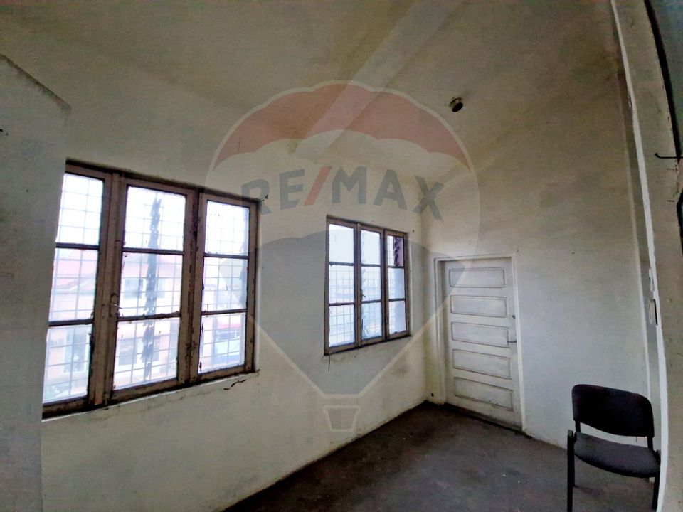 354sq.m Commercial Space for rent, Central area