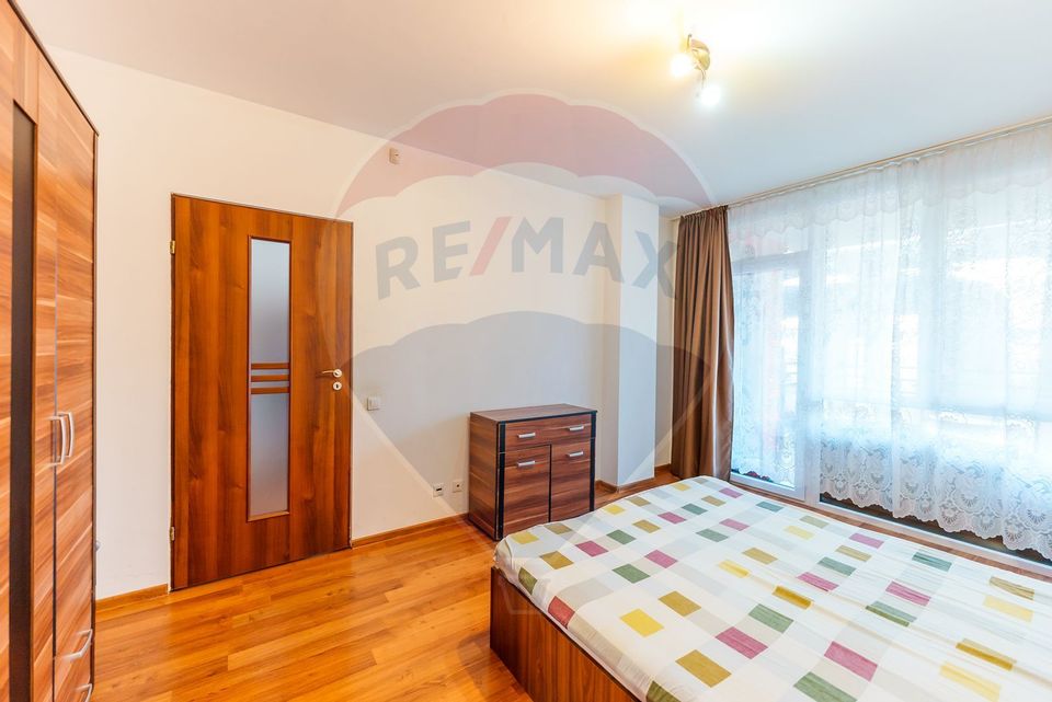 Apartament cu 2 camere de închiriat în zona Intim