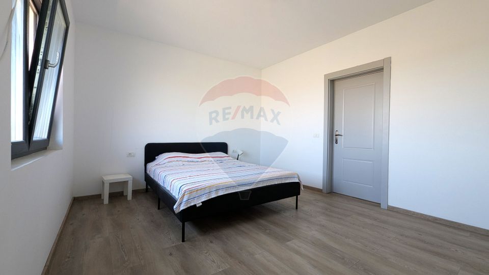 4 room House / Villa for sale