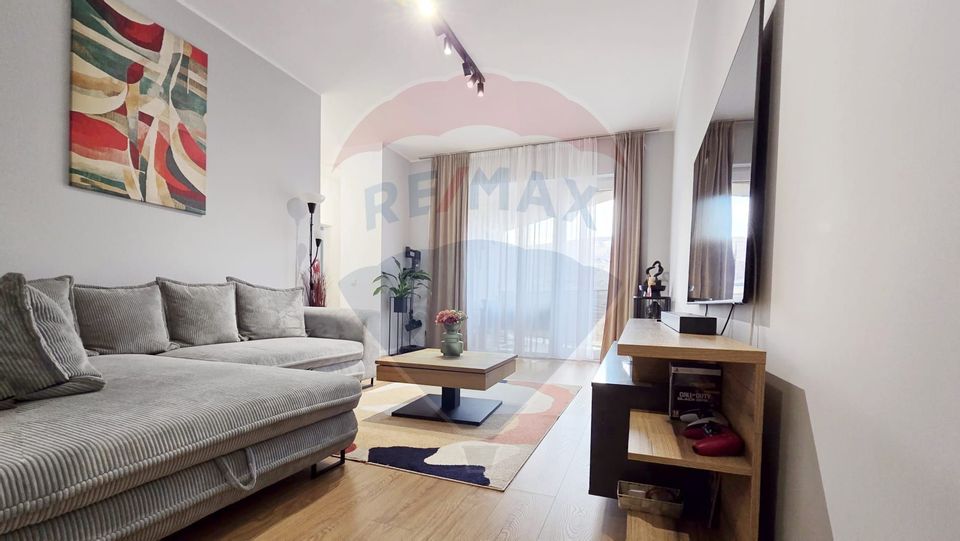 Vând apartament 2 camere, Zona Vivo Mall