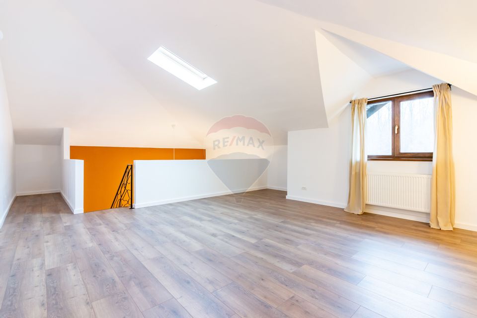 Casă / Vilă de vanzare in Snagov, langa padure, lac la 800 m, centru