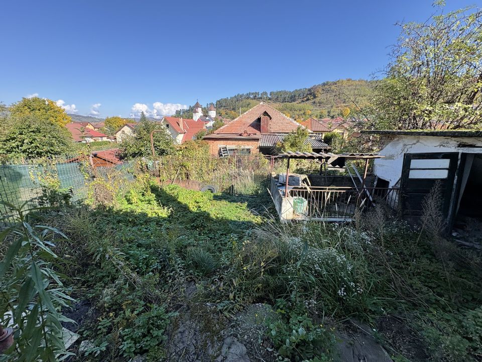 Casă cu teren 350mp, zona Mosnei, str. Anton Pann