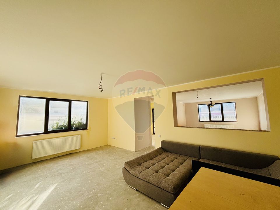 6 room House / Villa for sale