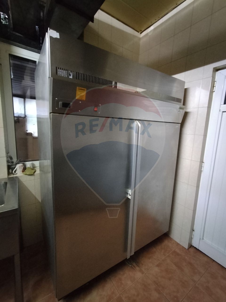 92sq.m Commercial Space for rent, Dacia area