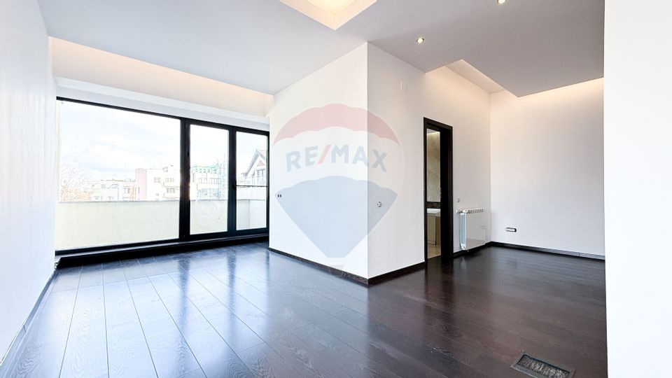 4 room Apartment for rent, Primaverii area