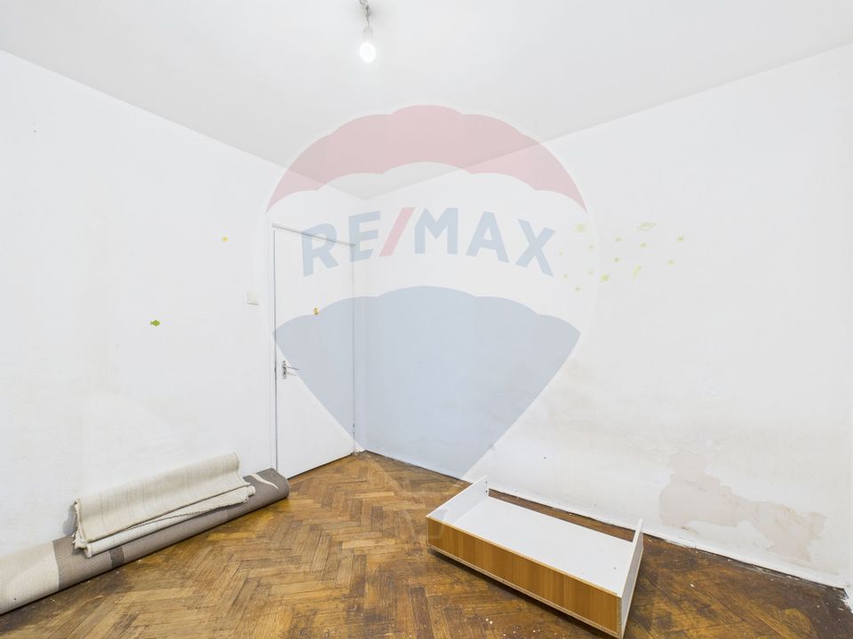 3 room Apartment for sale, Campia Libertatii area