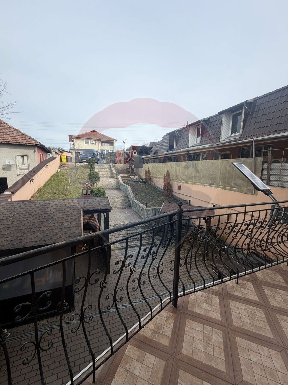 5 room House / Villa for sale, 1 Mai area