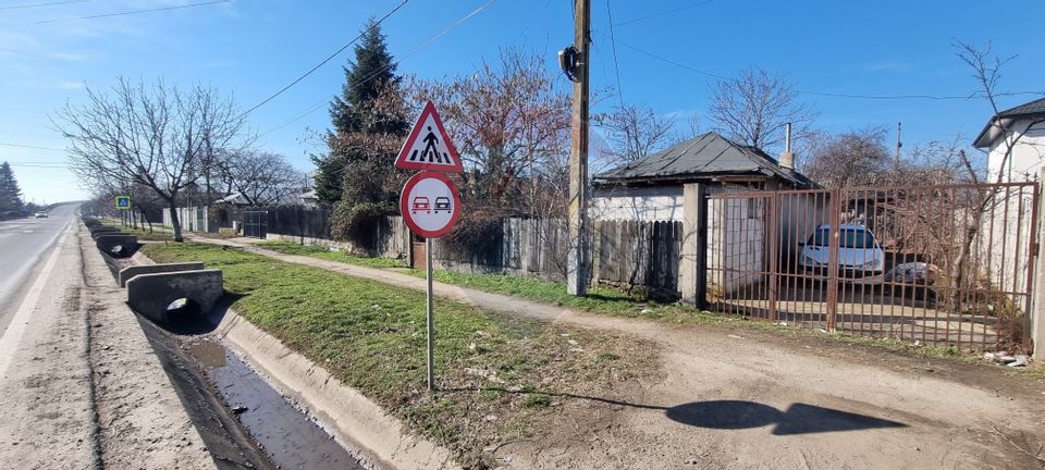 Fundulea House - land 974 sqm - Sun Highway