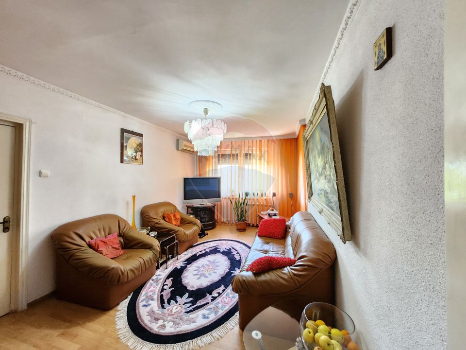 4 room Apartment for sale, Colentina area