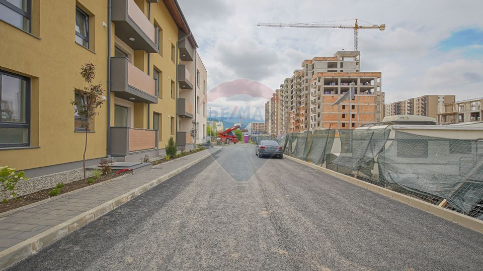 ! VANDUT ! Apartament 2 camere predare în maxim doua luni, Brașov