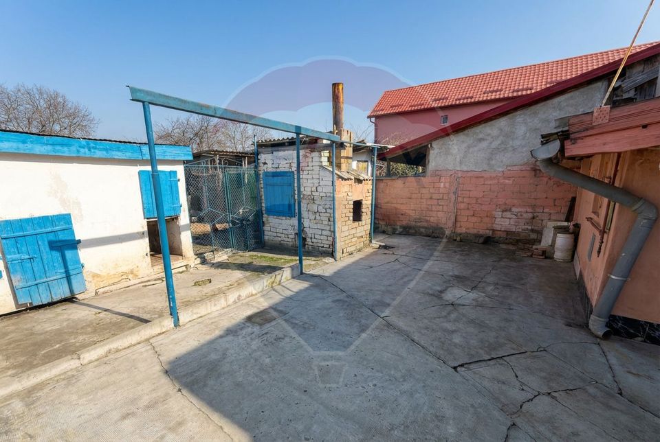 3 room House / Villa for sale, Sud-Est area